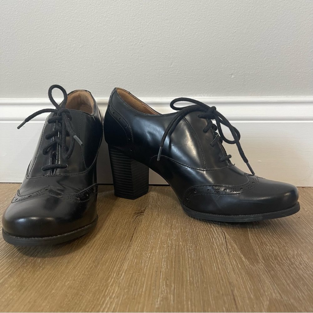 Clark’s Artisan Wingtip Leather Heeled Booties, 10